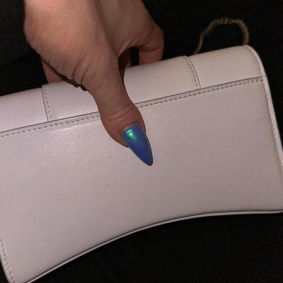 Authentic balenciag chain wallet bag - Picture 7 of 8